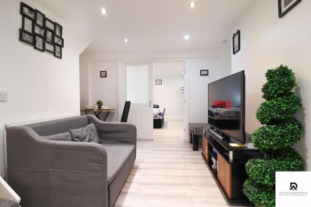 Den Accommodation & Short Lets Greenwich London - 3 Bed House Zewnętrze zdjęcie