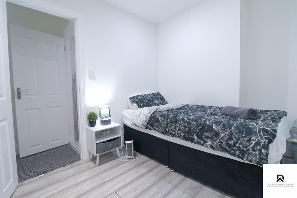 Den Accommodation & Short Lets Greenwich London - 3 Bed House Zewnętrze zdjęcie