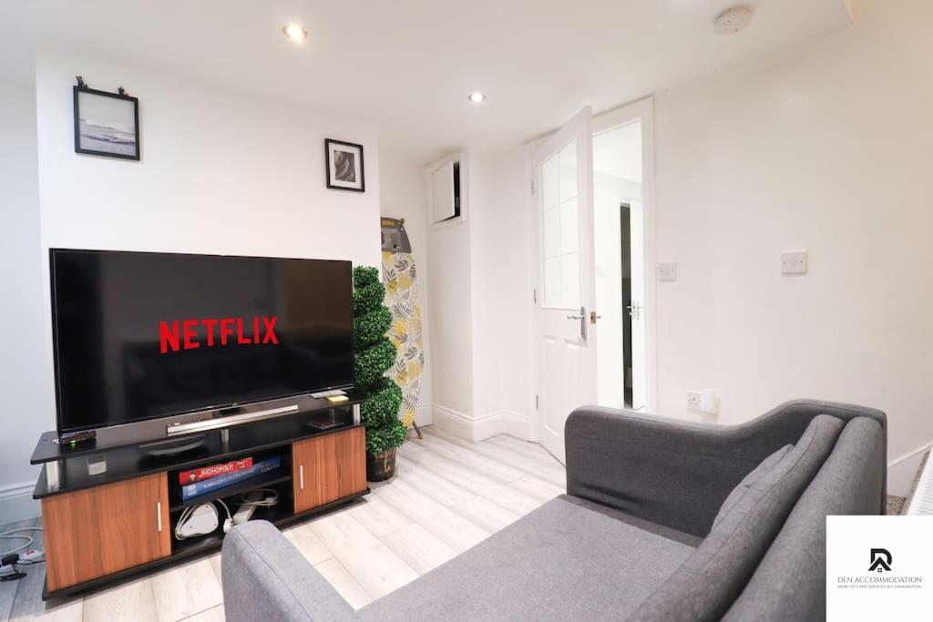 Den Accommodation & Short Lets Greenwich London - 3 Bed House Zewnętrze zdjęcie